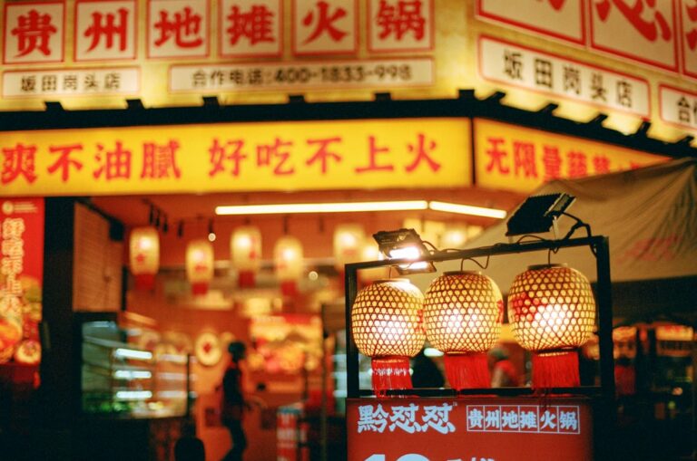 Chiński market – poradnik dla kupujących online i offline